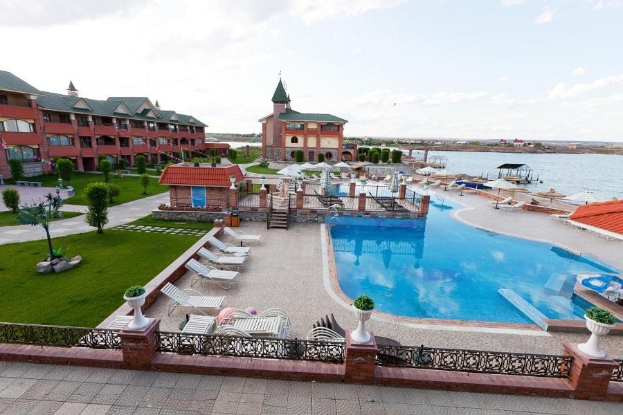 Morelux Boutique Hotel Kapchagay Eksteriør billede